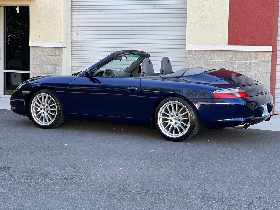 2002 Porsche 996 Carrera - Image 26 of 31