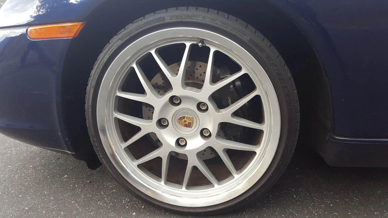 2002 Porsche 996 Carrera - Image 24 of 31