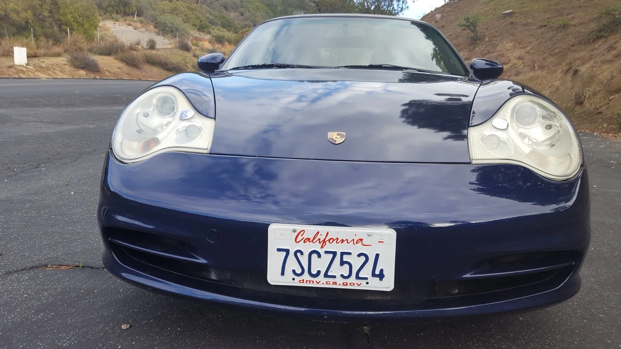 2002 Porsche 996 Carrera - Image 13 of 31