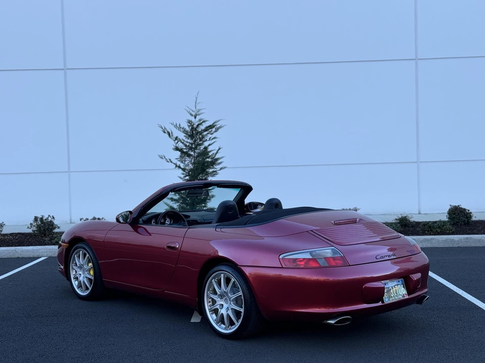 2002 Porsche 996 Carrera - Image 27 of 31