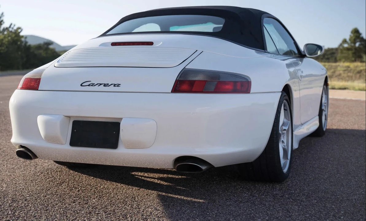 2002 Porsche 996 Carrera - Image 13 of 31