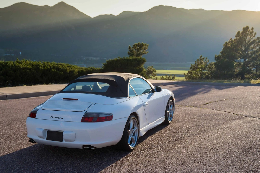 2002 Porsche 996 Carrera - Image 29 of 31