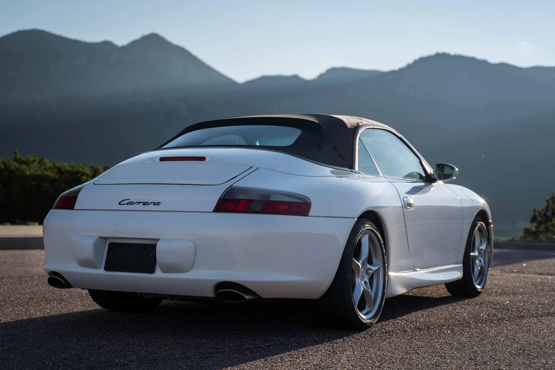2002 Porsche 996 Carrera - Image 30 of 31