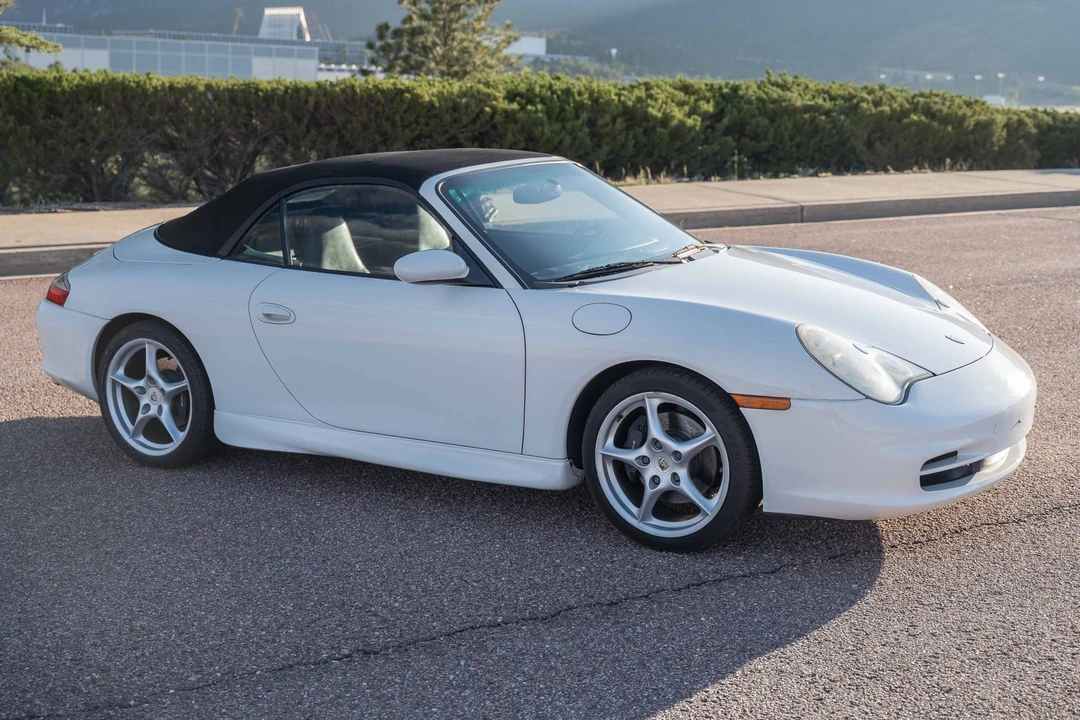 2002 Porsche 996 Carrera - Image 16 of 31