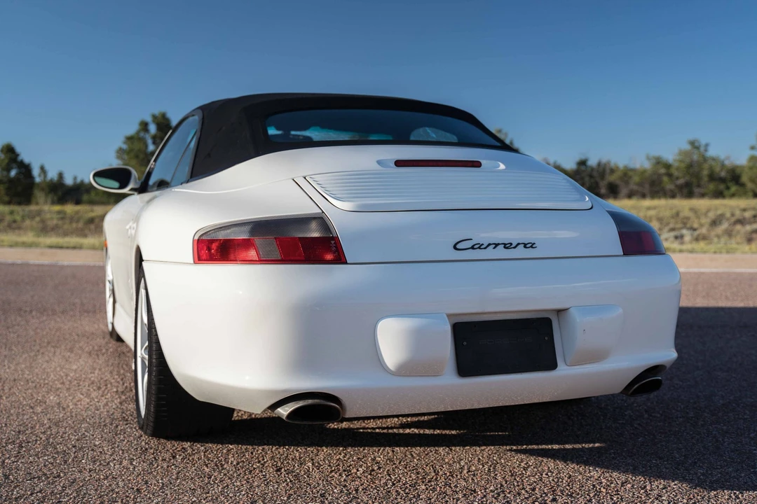 2002 Porsche 996 Carrera - Image 10 of 31