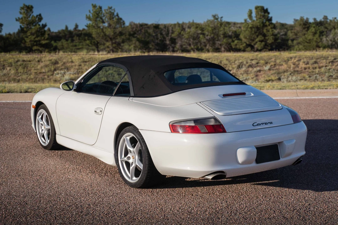 2002 Porsche 996 Carrera - Image 9 of 31