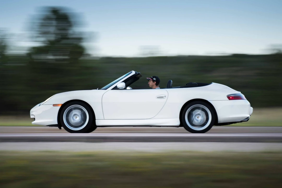 2002 Porsche 996 Carrera - Image 2 of 31