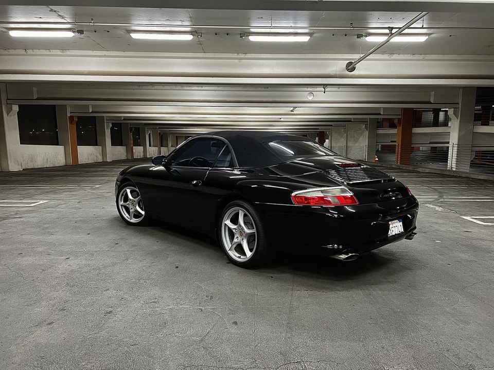 2002 Porsche 996 Carrera - Image 26 of 31
