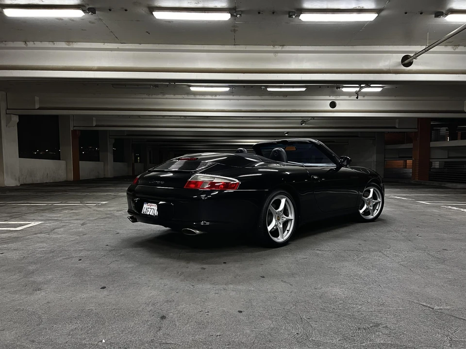 2002 Porsche 996 Carrera - Image 11 of 31