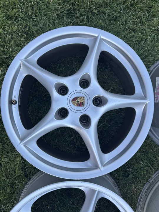 2002 Porsche 996 Carrera - Image 23 of 24