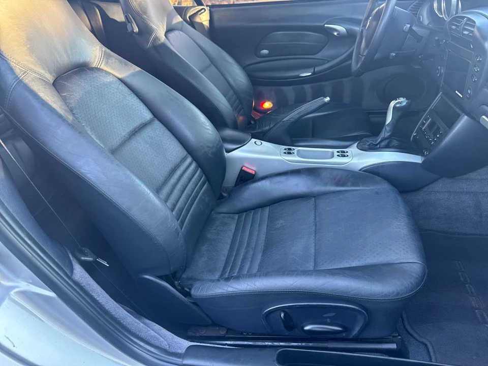 2002 Porsche 996 Carrera - Image 12 of 24