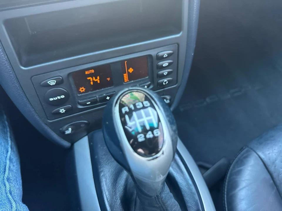 2002 Porsche 996 Carrera - Image 14 of 24