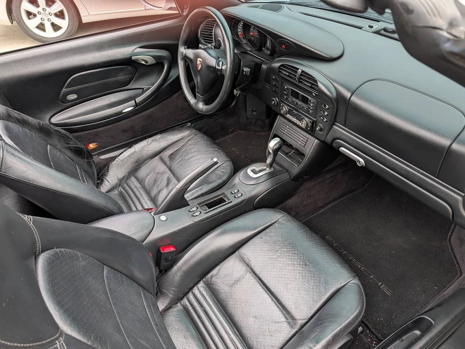 2002 Porsche 996 Carrera - Image 8 of 17