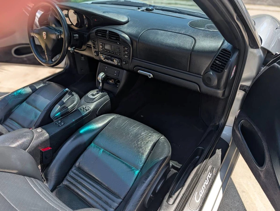 2002 Porsche 996 Carrera - Image 13 of 18