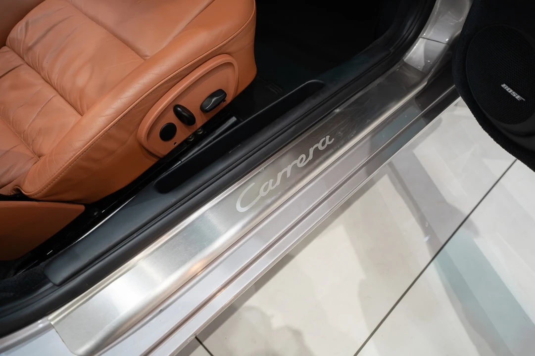 2002 Porsche 996 Carrera - Image 22 of 31