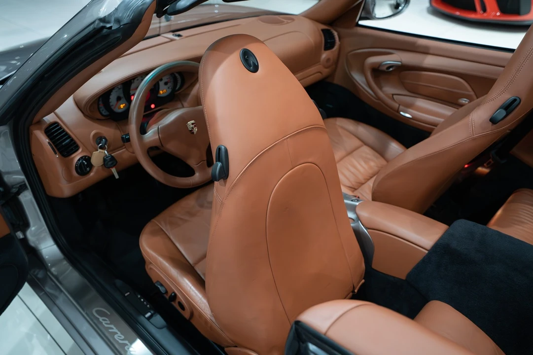 2002 Porsche 996 Carrera - Image 18 of 31