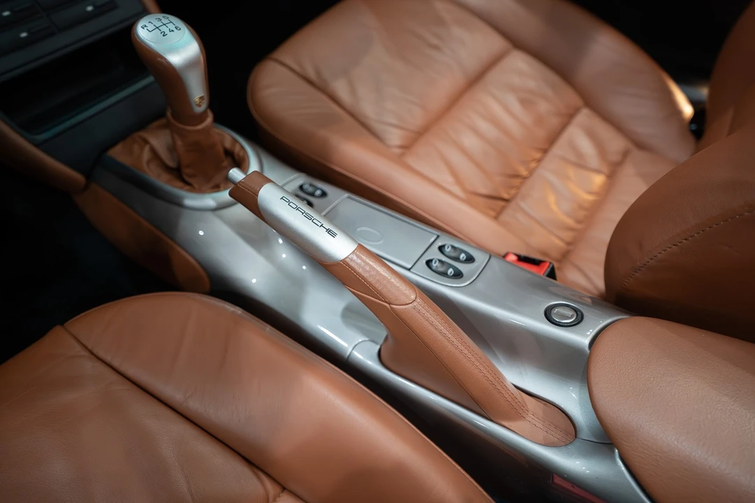 2002 Porsche 996 Carrera - Image 17 of 31