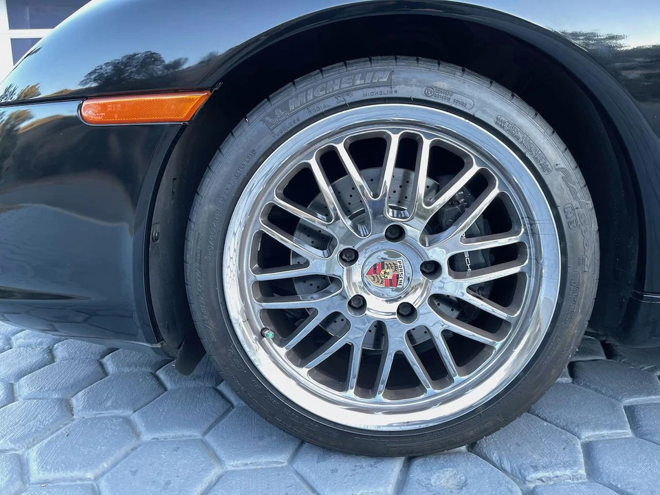 2002 Porsche 996 Carrera - Image 19 of 31