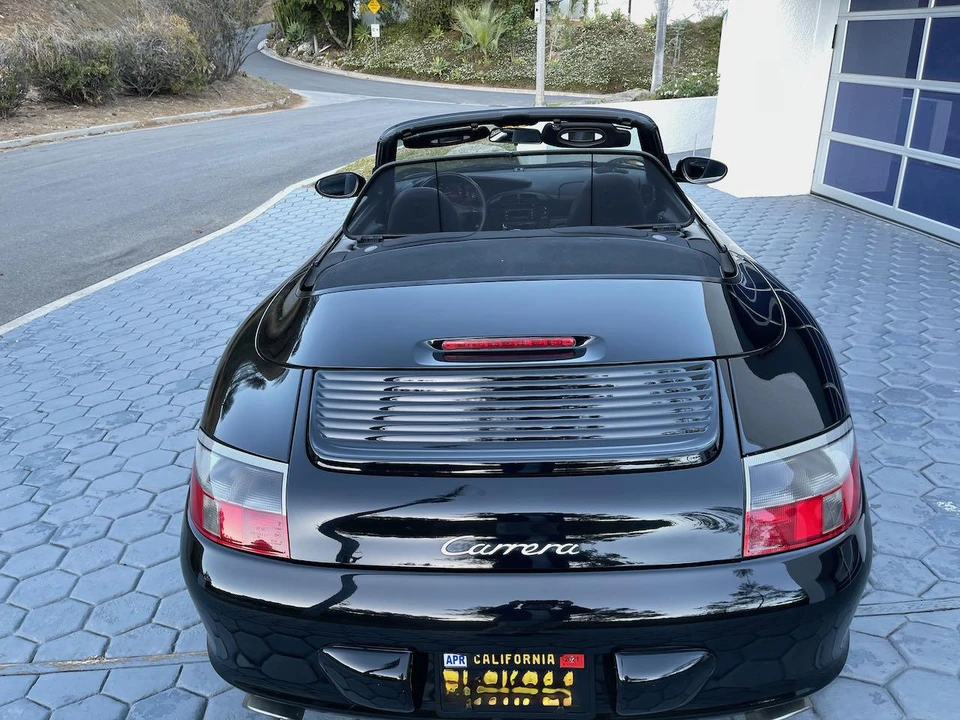 2002 Porsche 996 Carrera - Image 10 of 31