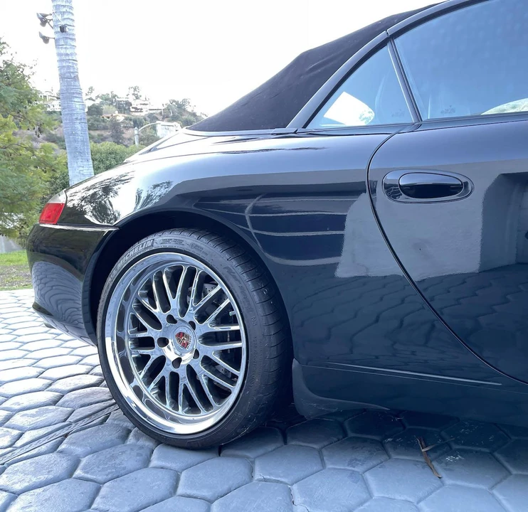 2002 Porsche 996 Carrera - Image 27 of 31