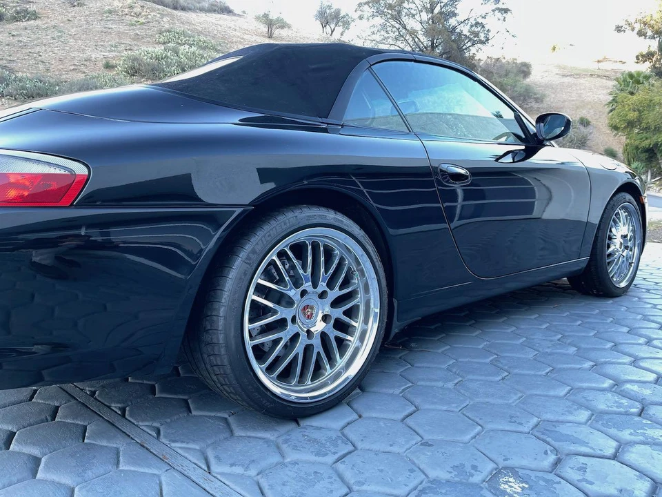 2002 Porsche 996 Carrera - Image 24 of 31