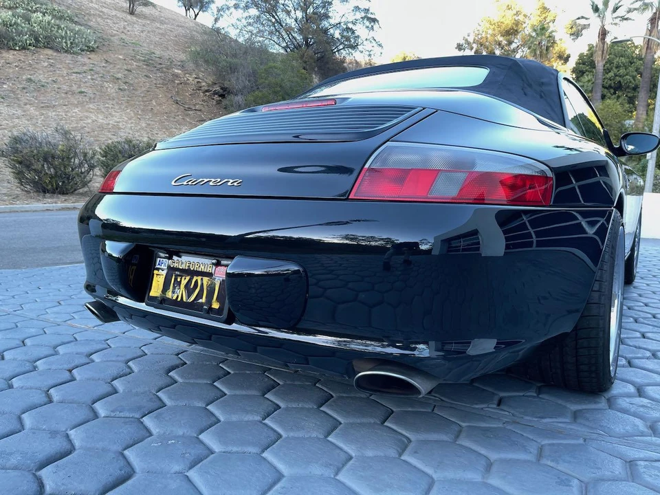 2002 Porsche 996 Carrera - Image 13 of 31