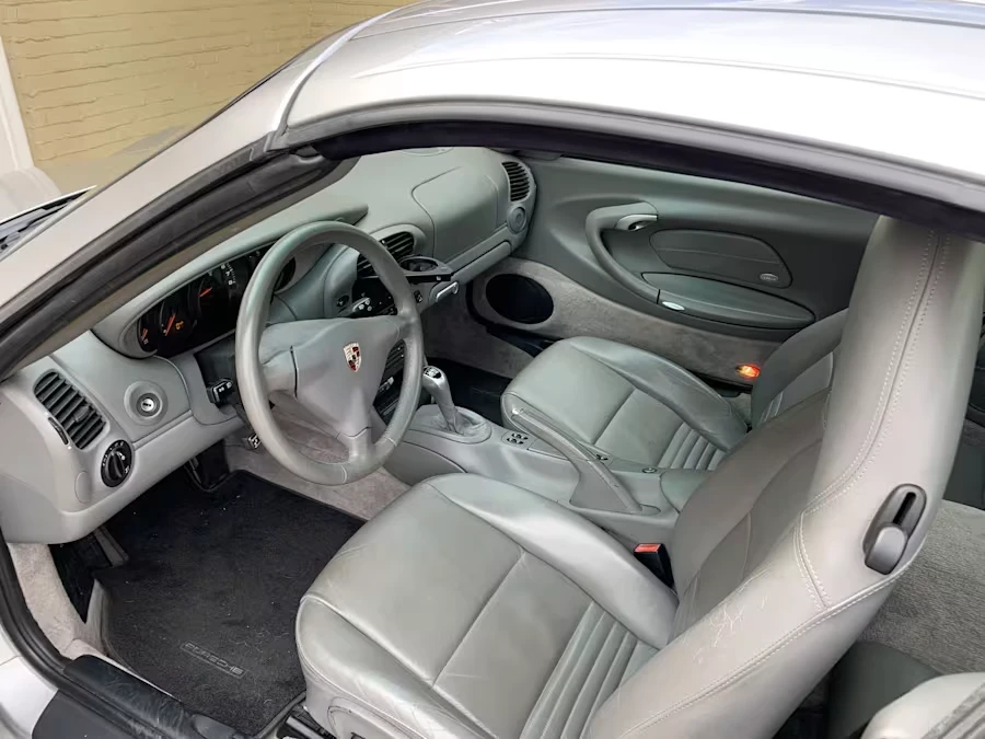 2002 Porsche 996 Carrera - Image 6 of 8
