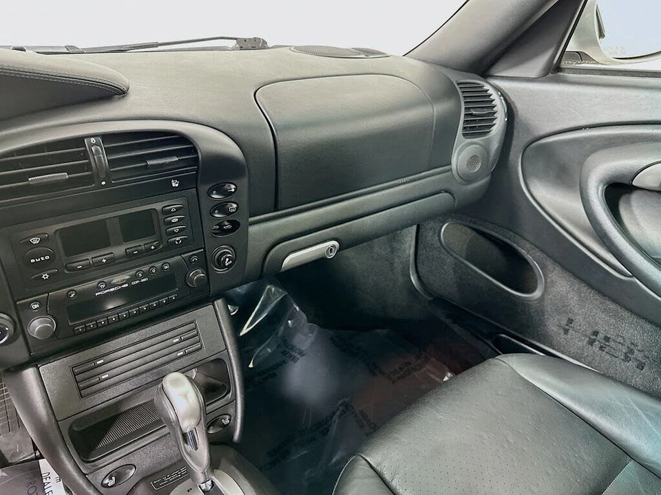 2002 Porsche 996 Carrera - Image 15 of 25