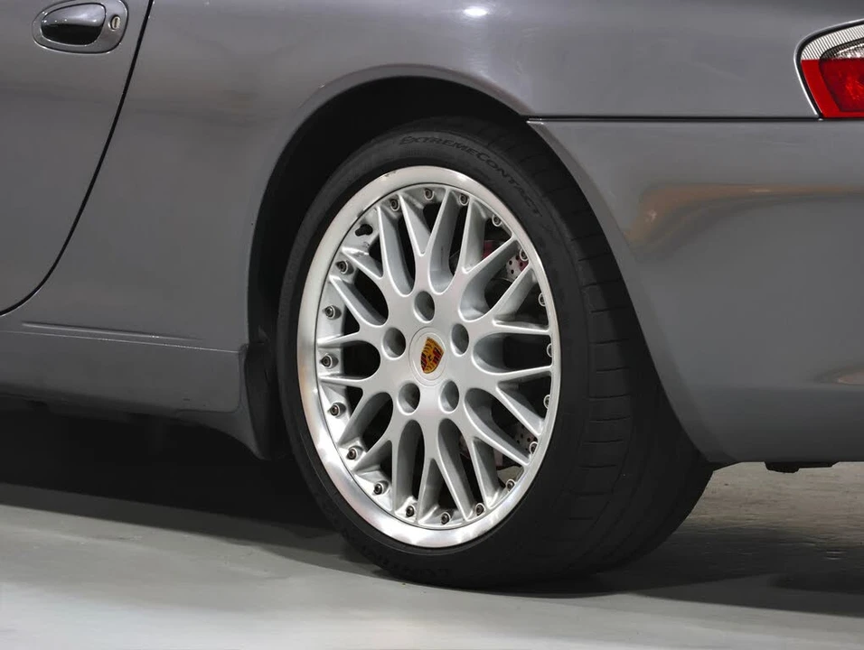 2002 Porsche 996 Carrera - Image 24 of 31