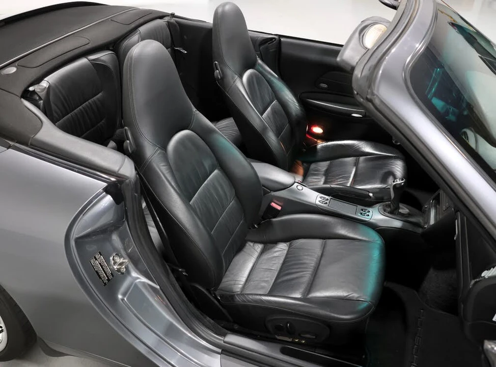 2002 Porsche 996 Carrera - Image 14 of 31