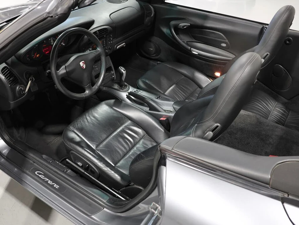2002 Porsche 996 Carrera - Image 20 of 31