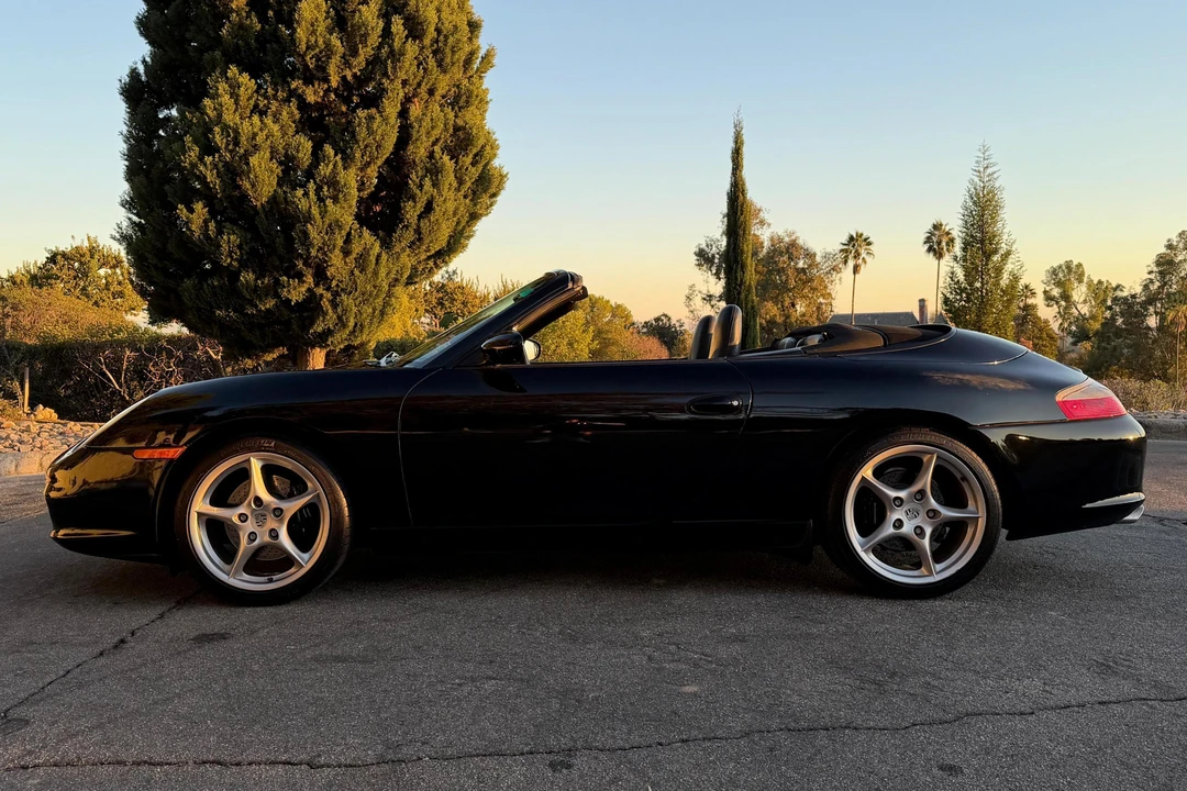 2002 Porsche 996 Carrera - Image 11 of 31