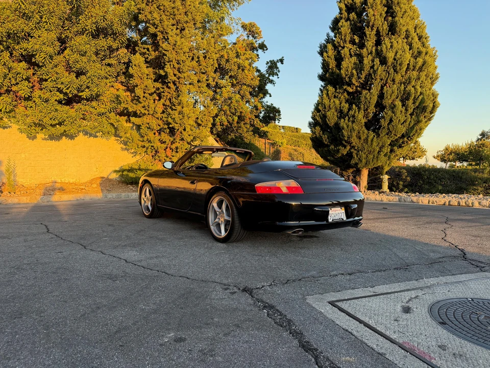 2002 Porsche 996 Carrera - Image 16 of 31