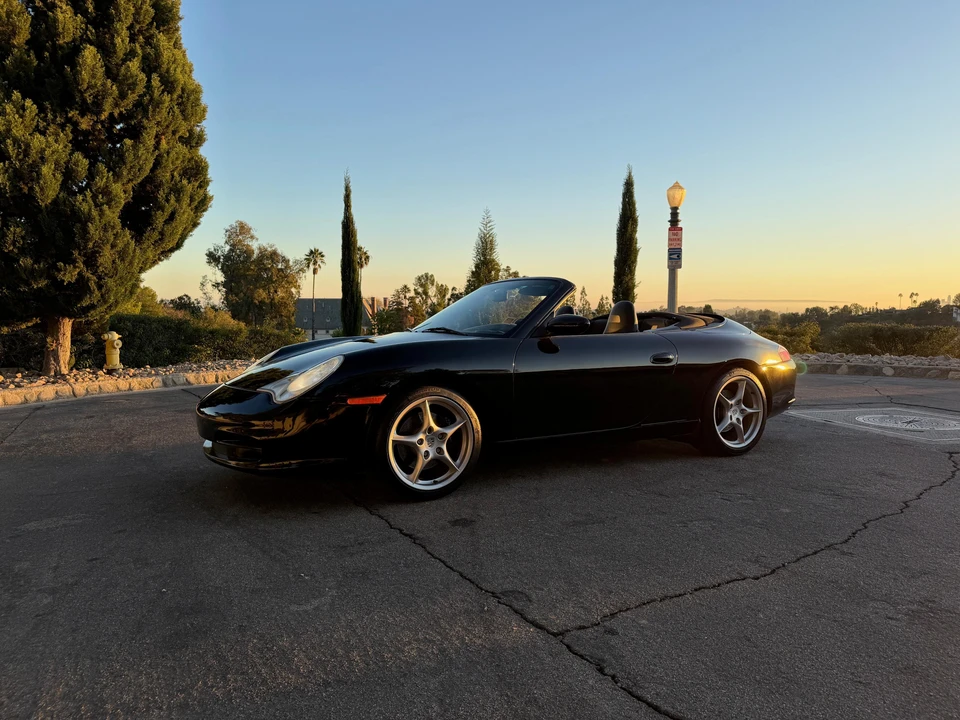 2002 Porsche 996 Carrera - Image 9 of 31