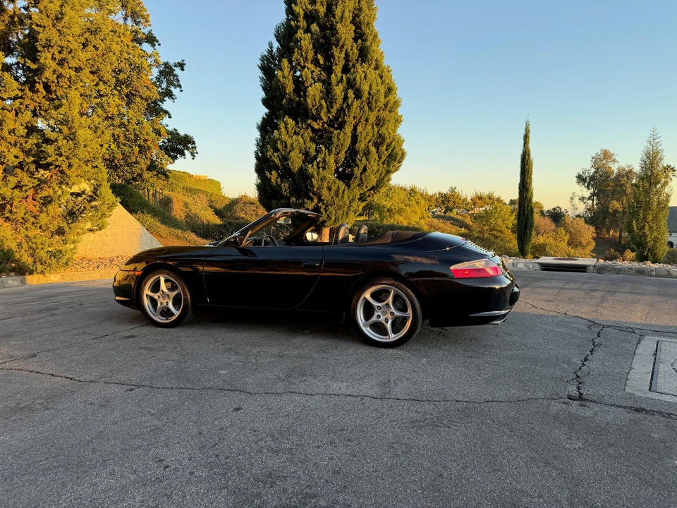 2002 Porsche 996 Carrera - Image 12 of 31