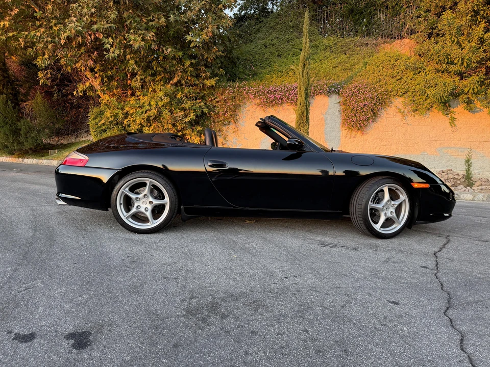 2002 Porsche 996 Carrera - Image 25 of 31