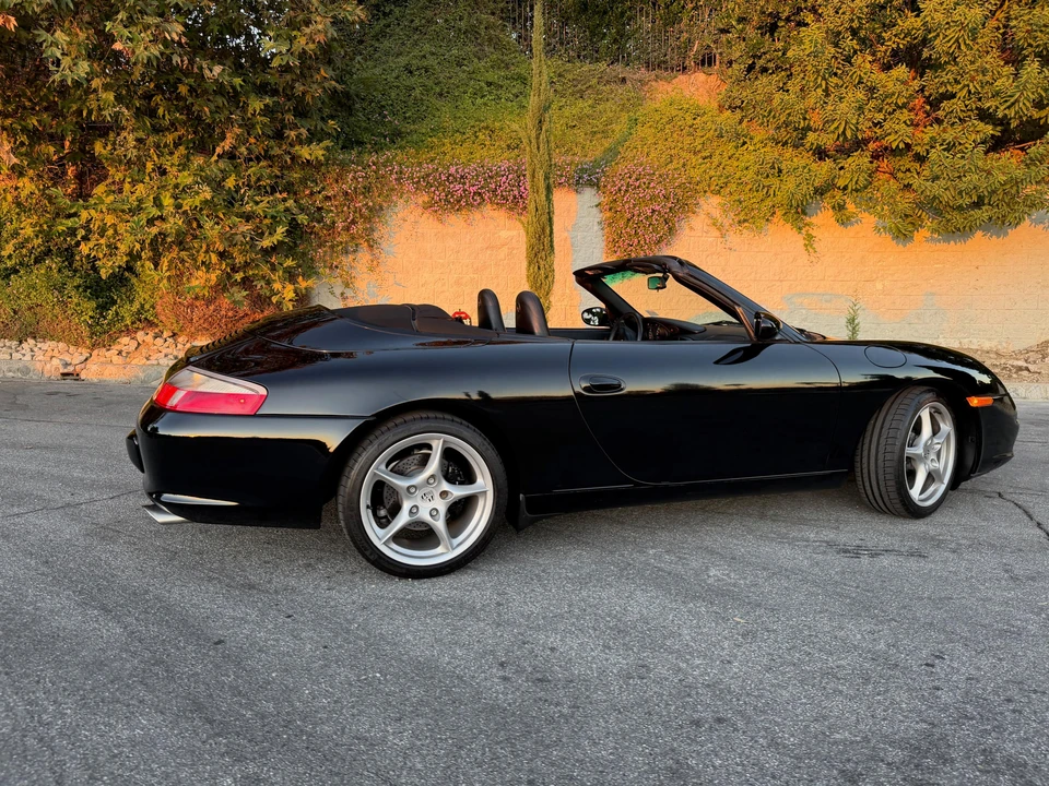 2002 Porsche 996 Carrera - Image 23 of 31