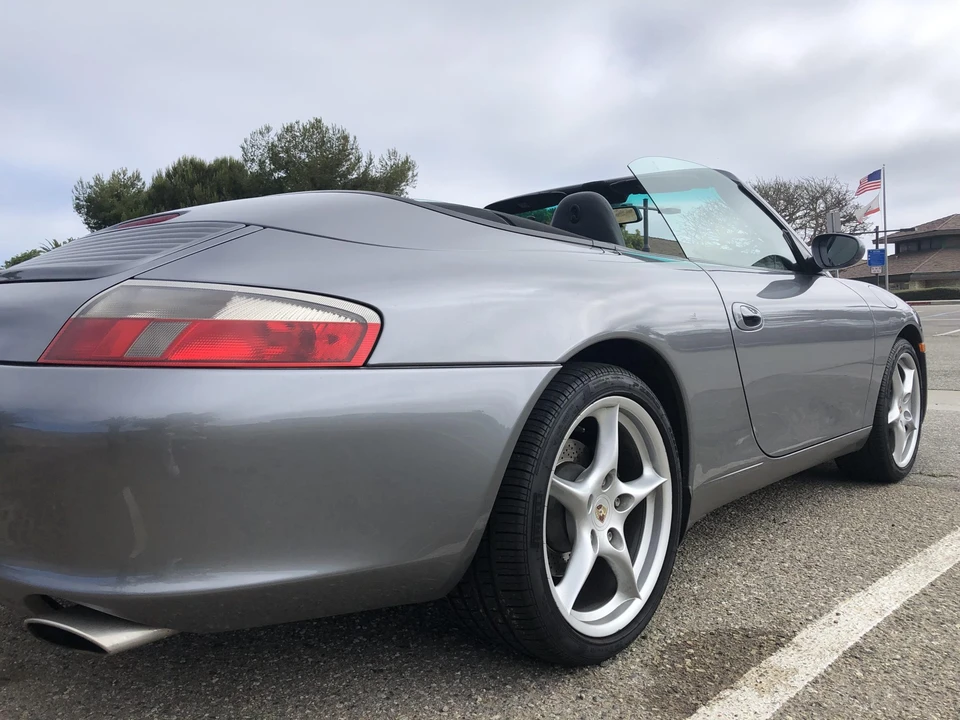 2002 Porsche 996 Carrera - Image 27 of 31