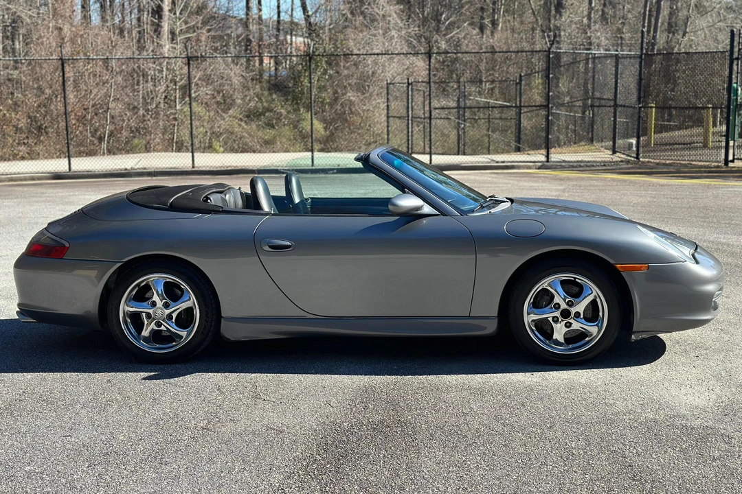 2002 Porsche 996 Carrera - Image 13 of 31