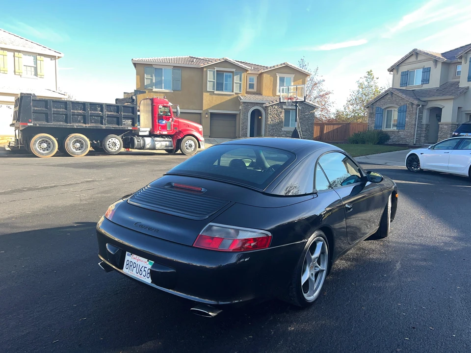 2002 Porsche 996 Carrera - Image 28 of 31
