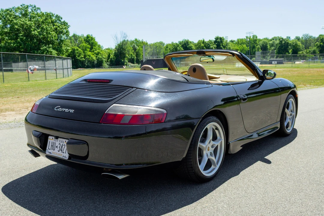 2002 Porsche 996 Carrera - Image 4 of 31