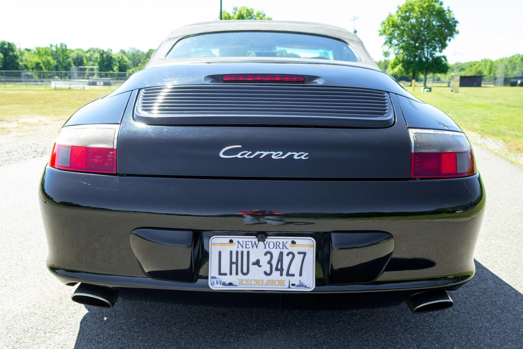 2002 Porsche 996 Carrera - Image 25 of 31