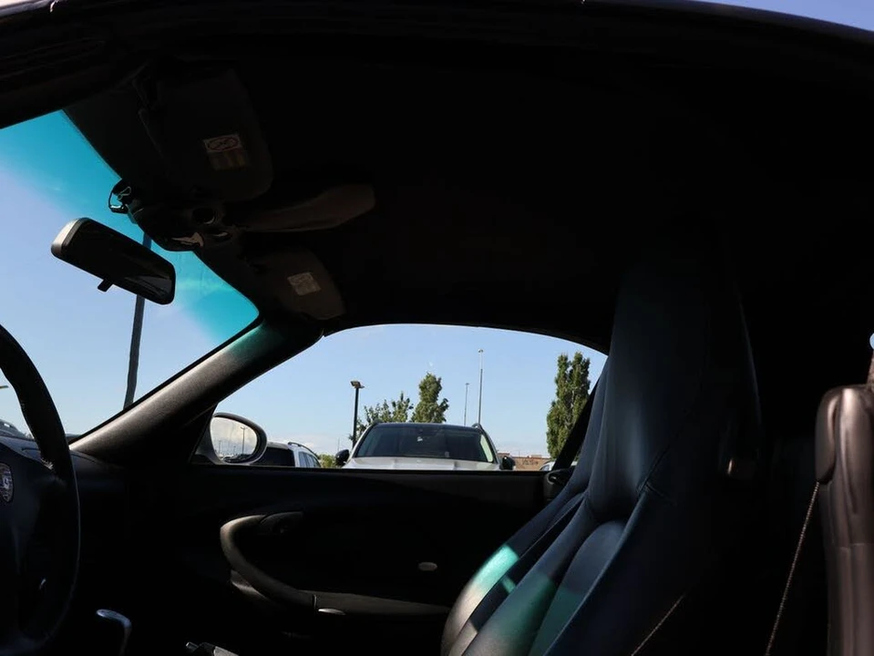 2002 Porsche 996 Carrera - Image 14 of 18