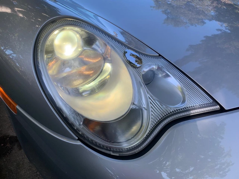 2002 Porsche 996 Carrera - Image 28 of 31