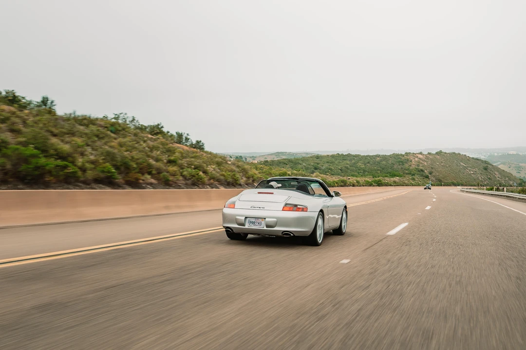 2002 Porsche 996 Carrera - Image 19 of 31