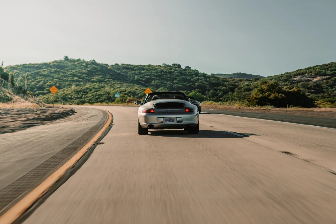 2002 Porsche 996 Carrera - Image 18 of 31