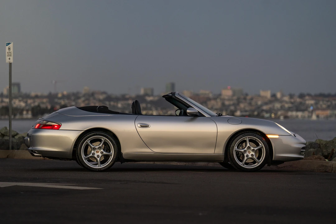 2002 Porsche 996 Carrera - Image 24 of 31