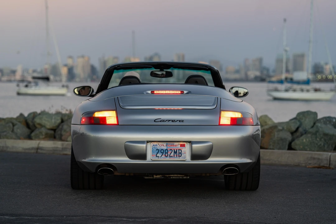 2002 Porsche 996 Carrera - Image 16 of 31