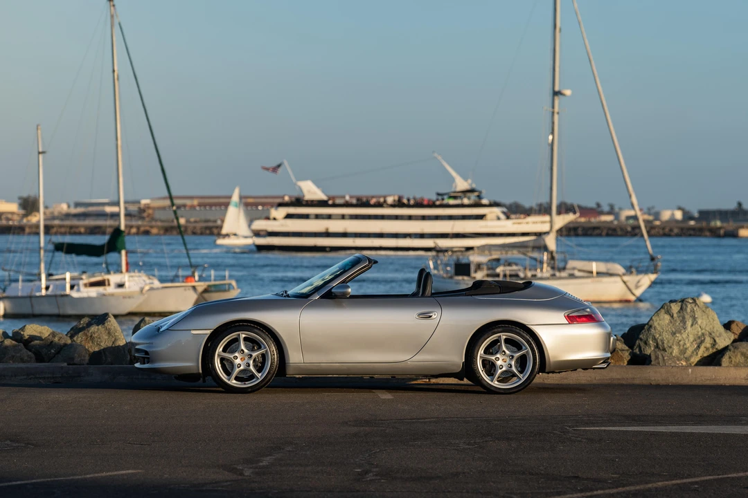 2002 Porsche 996 Carrera - Image 11 of 31