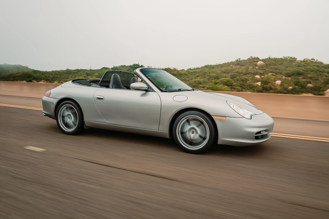 2002 Porsche 996 Carrera - Image 27 of 31